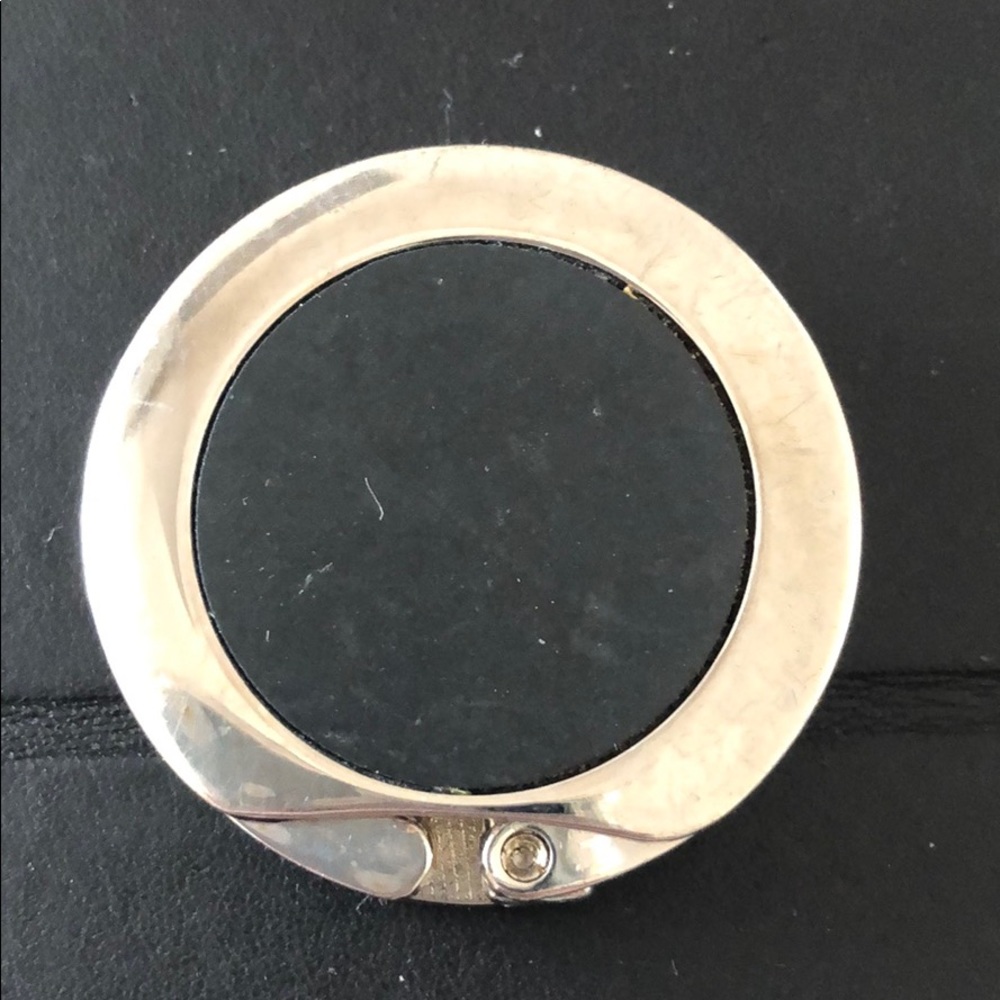 Purse Holder Hook for tables. - Picture 4 of 4